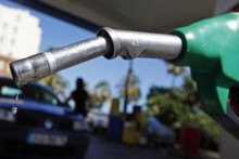 Giá dầu xuống đáy 6 năm