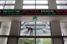 Overworked American broker seeking pay cut and riches in Vietnam