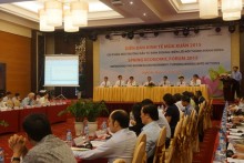 Chuyên gia kêu gọi cải cách kinh tế bằng hành động