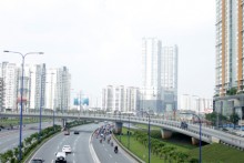 Bùng nổ trung tâm mua sắm mới phía Đông TP HCM