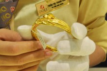 Giá vàng tuần này khó đoán