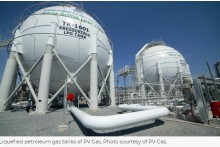 Giá dầu thô xuống sát 10 USD