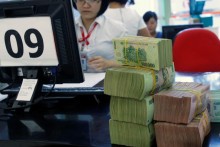Vietnam's loans in early May rise 3.69 pct vs Dec 2014: central bank