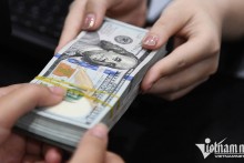 Bản tin tài chính sáng 25/5: Giá vàng, USD và dầu cùng đi lên