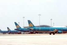 Vietnam lawmakers urge green light for huge hub airport