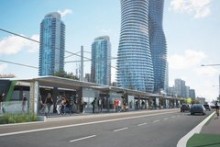 International teams vie for Canadian light rail PPP