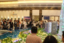 Địa ốc bước vào cuộc đua săn khách ngoại