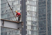 Trung Quốc tăng trưởng chậm nhất gần 30 năm