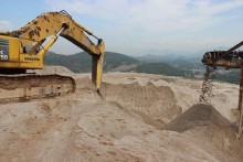 Tăng cường sử dụng cát nhân tạo: Cần thay đổi thói quen