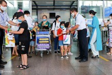 Da Nang welcomes first tourist group in over two months