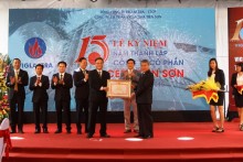 Viglacera Tiên Sơn đón nhận Bằng khen của Thủ tướng