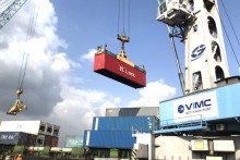 Vietnam wants to cut logistics cost to improve goods competitiveness