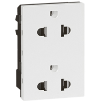 2 X 2P+T EUROUS 15/16A WH