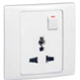 WHITE MULTISTD SOCKET SWITCHED