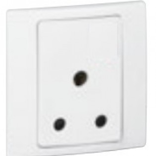 WHITE BS 15A SOCKET           